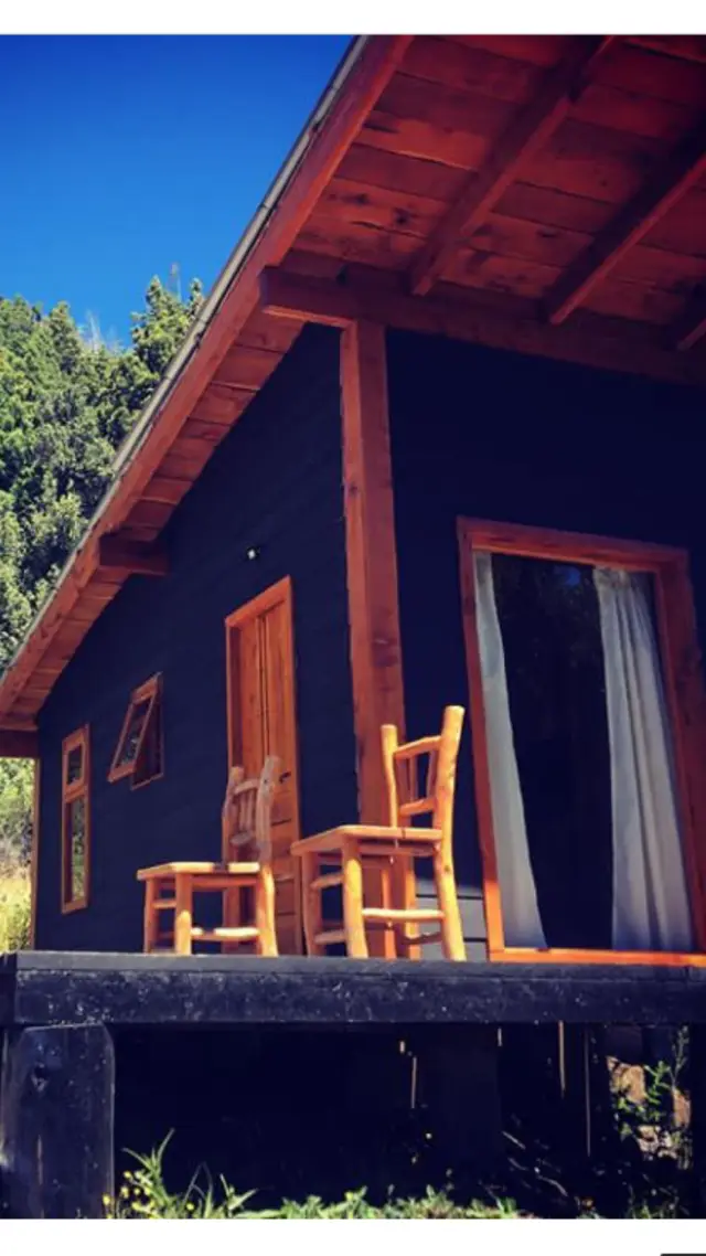 Cabañas las moras: puntaje, ubicación y contacto en Villa Traful Cabañas las moras, Villa Traful