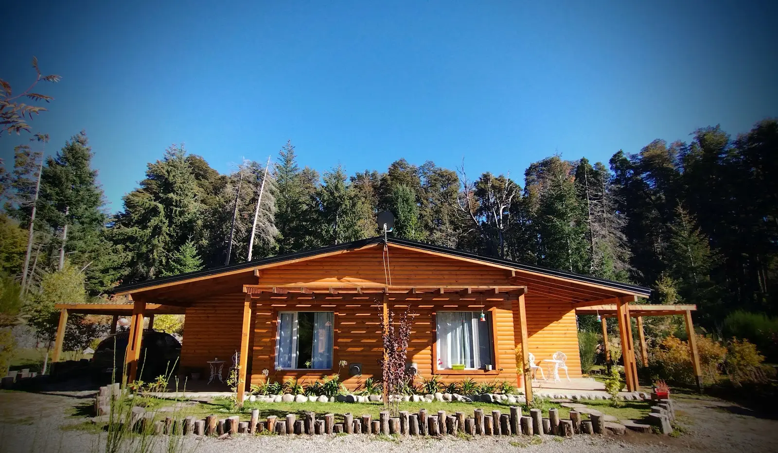 Cabañas en Villa Traful "Rincón de Sol" — Villa Traful, Neuquén Cabañas en Villa Traful "Rincón de Sol", cabaña en Villa Traful