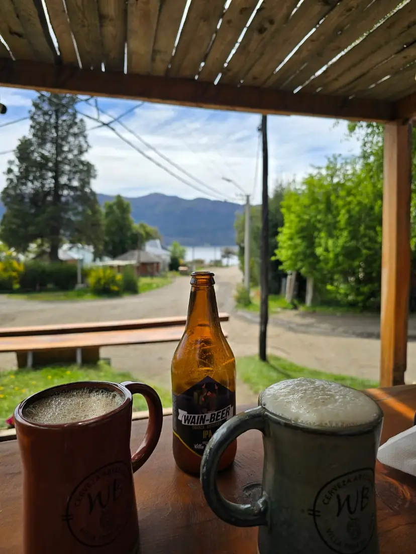 Cervecería Parada Araucana: puntaje, ubicación y contacto en Villa Traful Cervecería Parada Araucana, Villa Traful