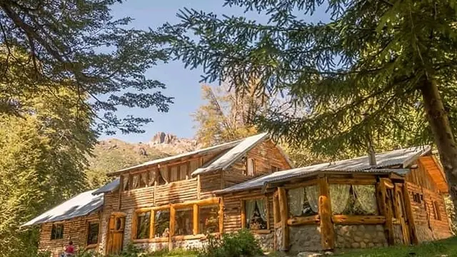 Hostel y camping Refugio Pablo Seeger: puntaje, ubicación y contacto en Villa Traful Hostel y camping Refugio Pablo Seeger, Villa Traful