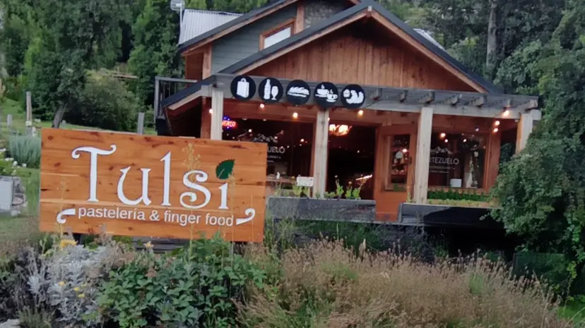Tulsi_resto: puntaje, ubicación y contacto en Villa Traful Tulsi_resto, Villa Traful